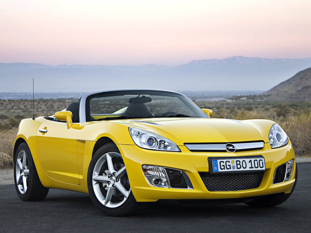 Тест-драйв Opel GT